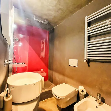 Pollaiuoli Lounge - Centro Storico, Movida E Acquario Apartamento *